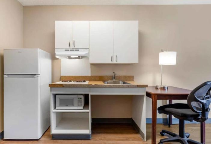 Extended Stay America Suites - Indianapolis - Airport - W Southern Ave Bagian luar foto