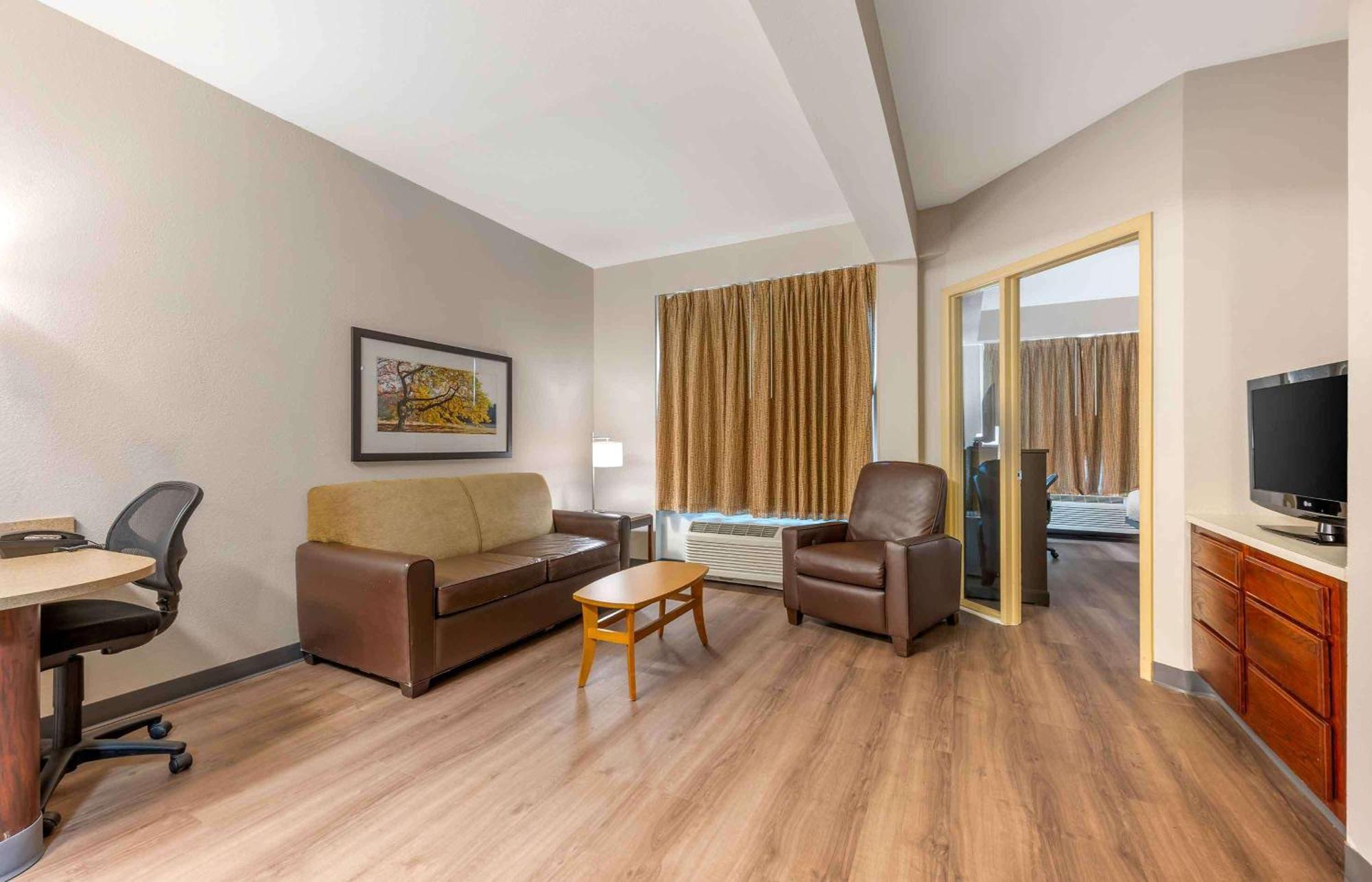 Extended Stay America Suites - Indianapolis - Airport - W Southern Ave Bagian luar foto