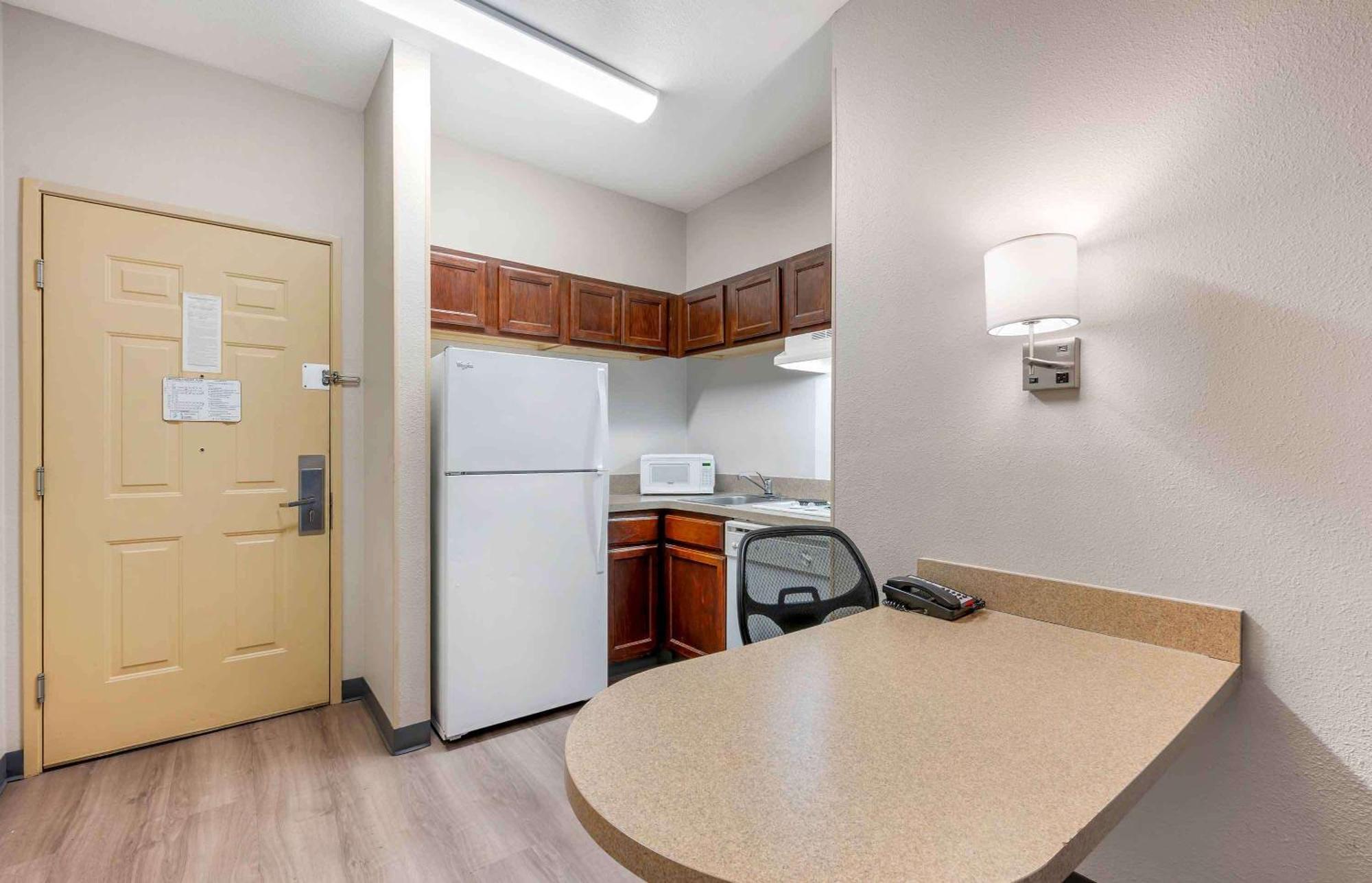 Extended Stay America Suites - Indianapolis - Airport - W Southern Ave Bagian luar foto