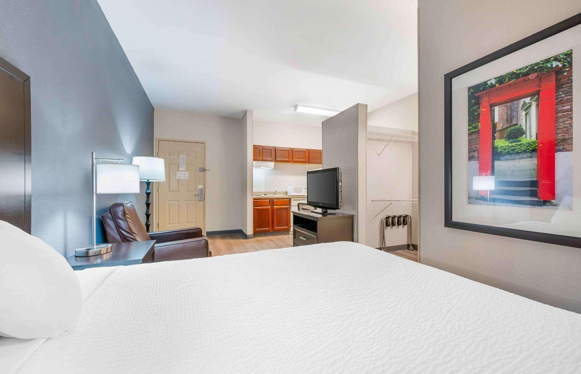 Extended Stay America Suites - Indianapolis - Airport - W Southern Ave Bagian luar foto